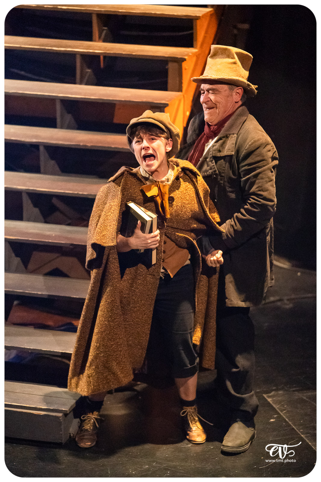 OLIVER TWIST (CIE LA MESNIE H.)